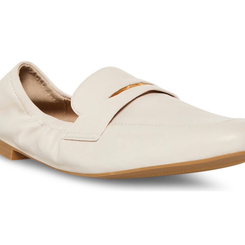 Steve Madden slip on flat